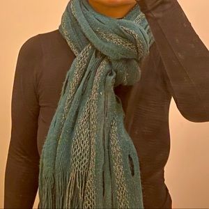 Boutique Wool scarf